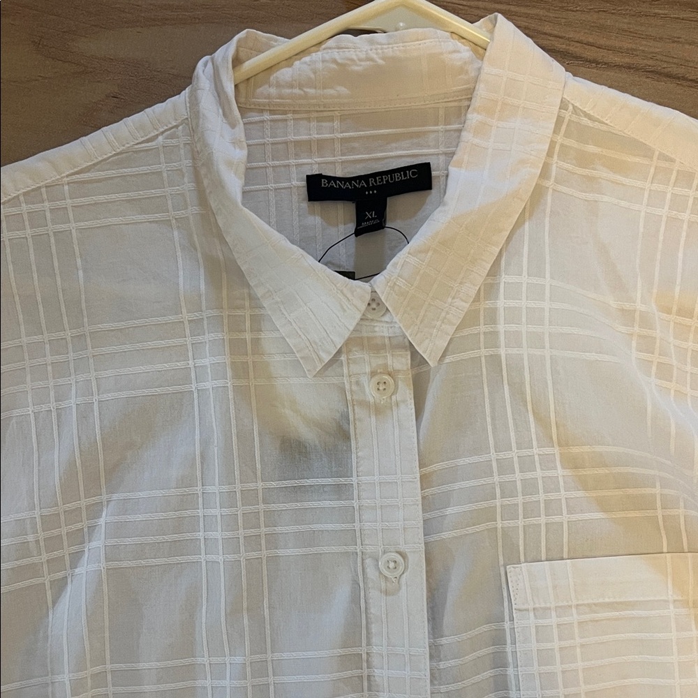 Banana Republic Women's White Plaid Button-Down Shirt